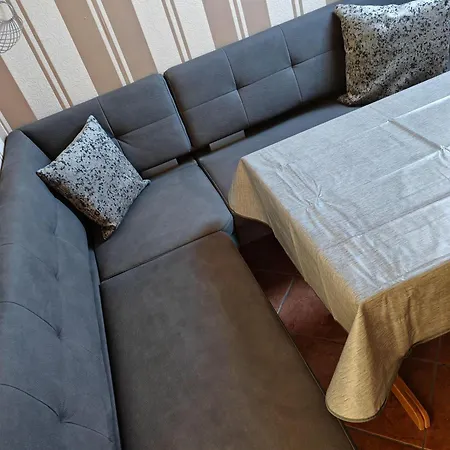 Ferienwohnung-mit-balkon *